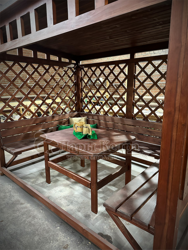 Беседка из дерева