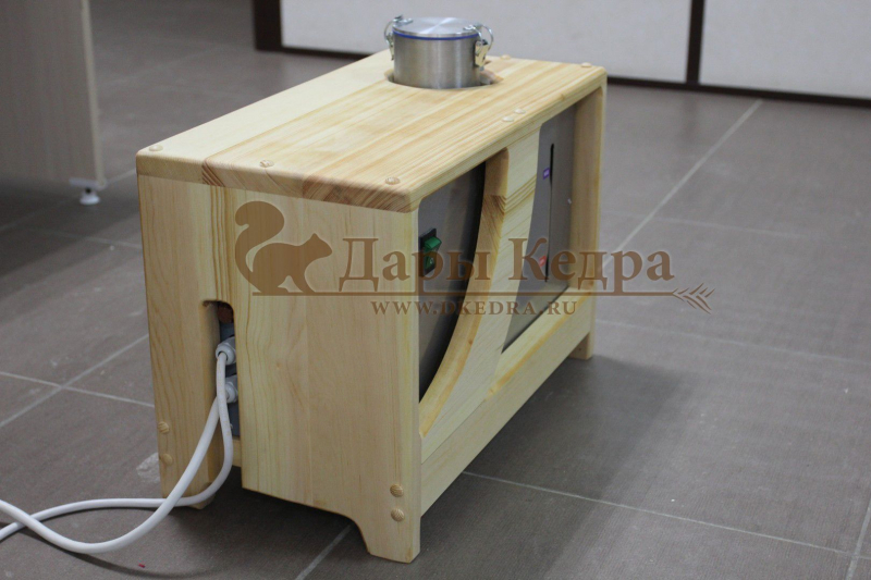 Парогенератор проточный с цифровым блоком управления и таймером, 2,5 кВт